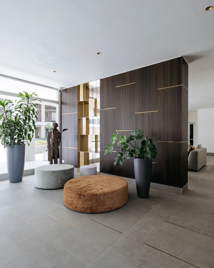 Exclusive entrance